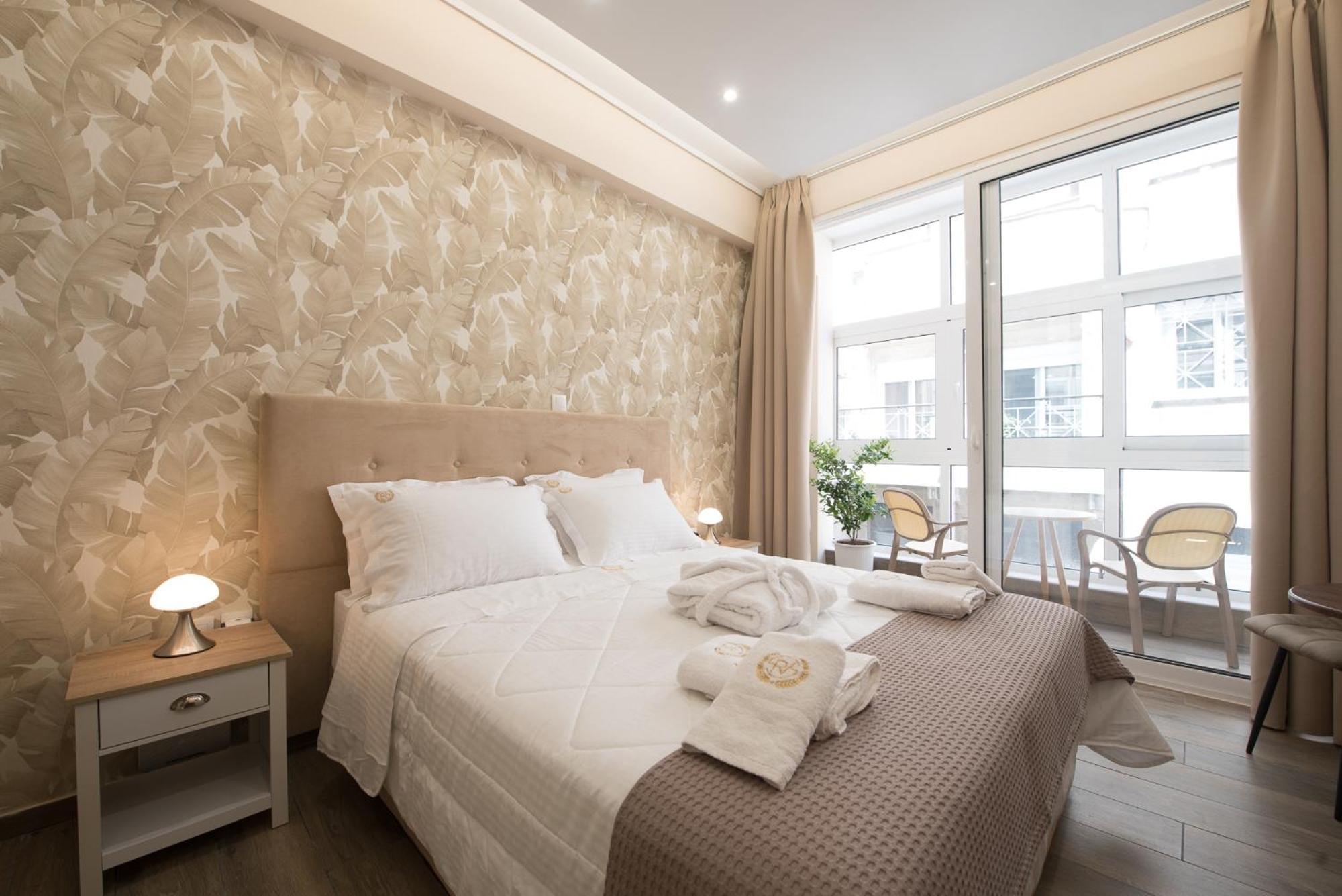 Rob Venture Suites At The Central Of Athens City Exterior photo