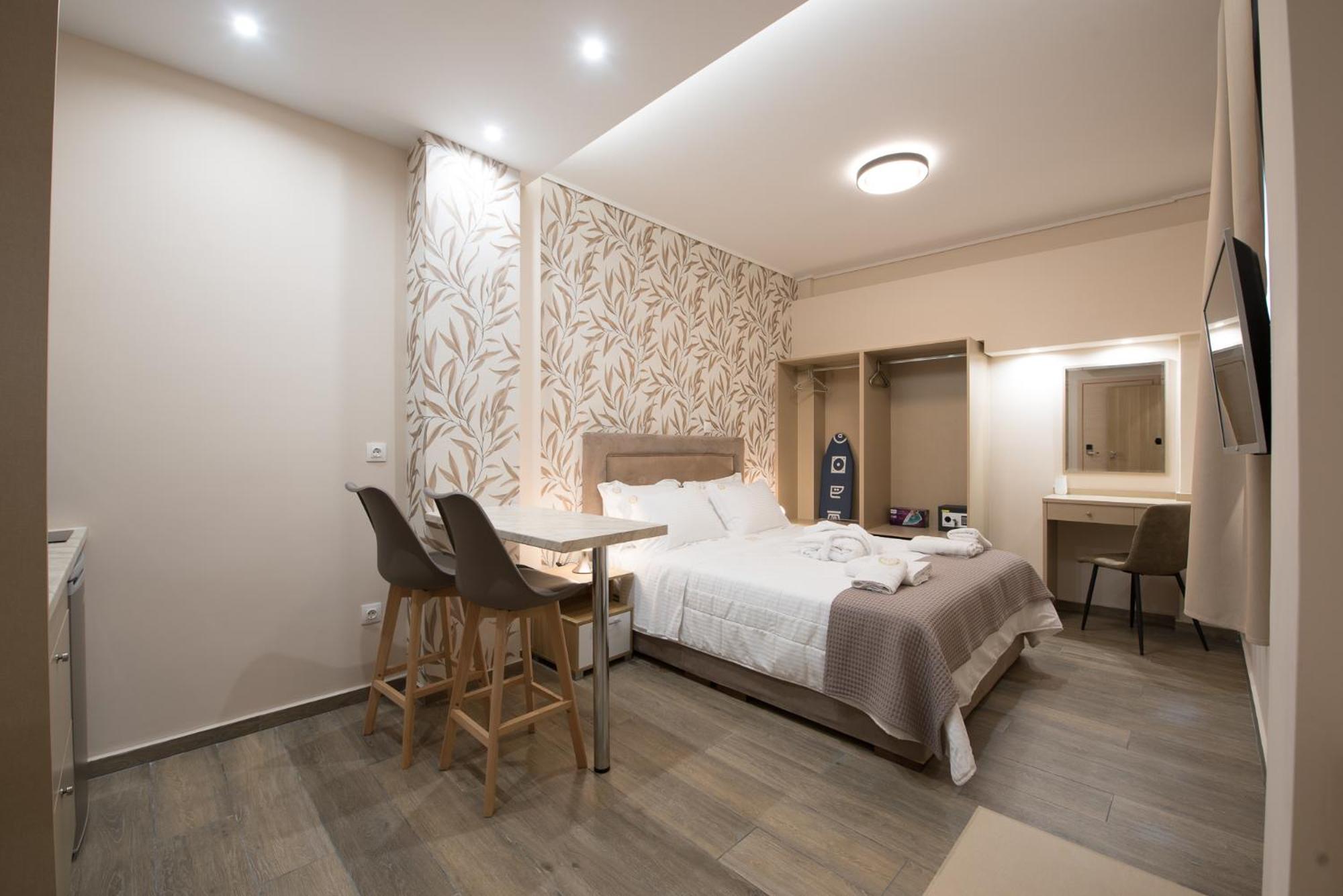 Rob Venture Suites At The Central Of Athens City Exterior photo